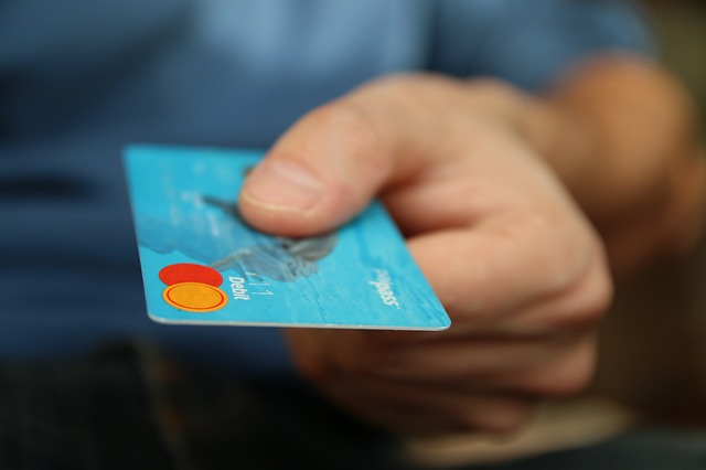 הלוואה דרך כרטיס אשראי